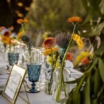 Diseño de centro de mesa con flores exóticas: elementos clave